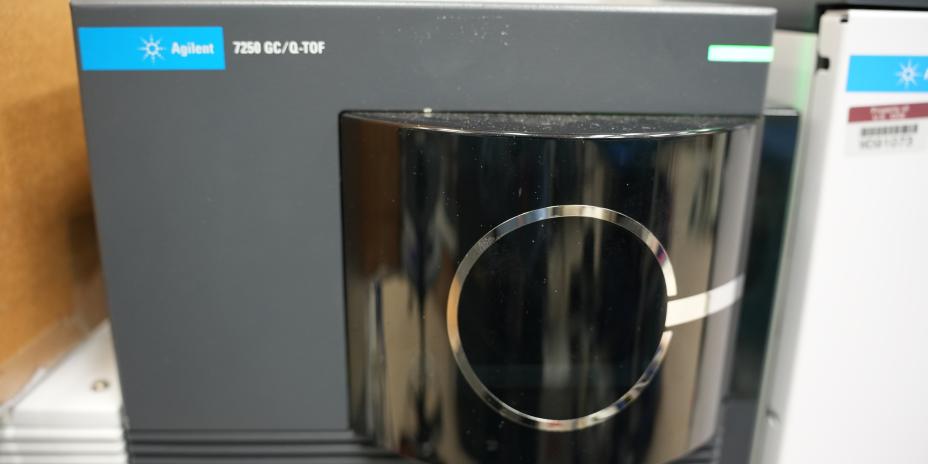 Gray front cover and black circular component of the Thermal Desorption–Gas Chromatography–Quadrupole Time-of-Flight Mass Spectrometry for Volatile Organic Compounds