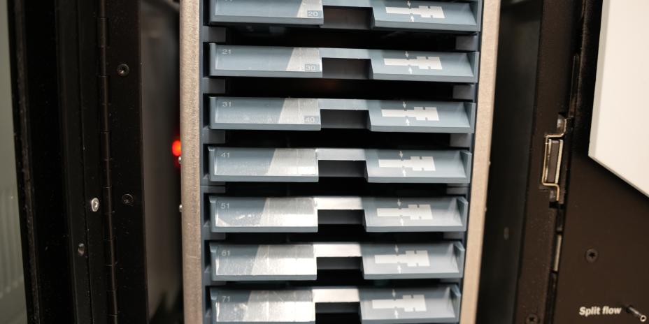 Nine drawers within the Thermal Desorption–Gas Chromatography–Quadrupole Time-of-Flight Mass Spectrometry for Volatile Organic Compounds